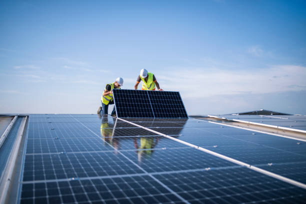 Best Emergency Roof Repair Services  in Lanse, MI